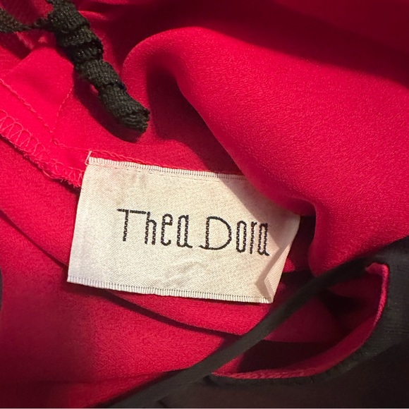 Vintage Thea Dora gown - Picture 5 of 6